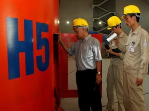 Kiểm tra các thông số kỹ thuật của tổ máy số 5, Nhà máy thủy điện Sơn La.